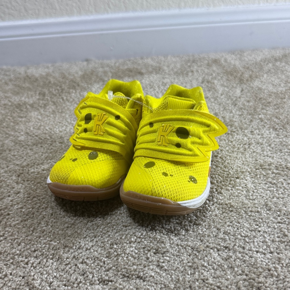 Nike toddler SpongeBob SquarePants  Bright Yellow‎ Sneakers 5
